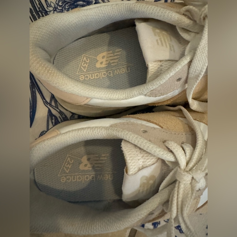 New Balance 237 Women’s Classic Athletic Trainer Shoes US 9.5 Gently Worn - Picture 6 of 11